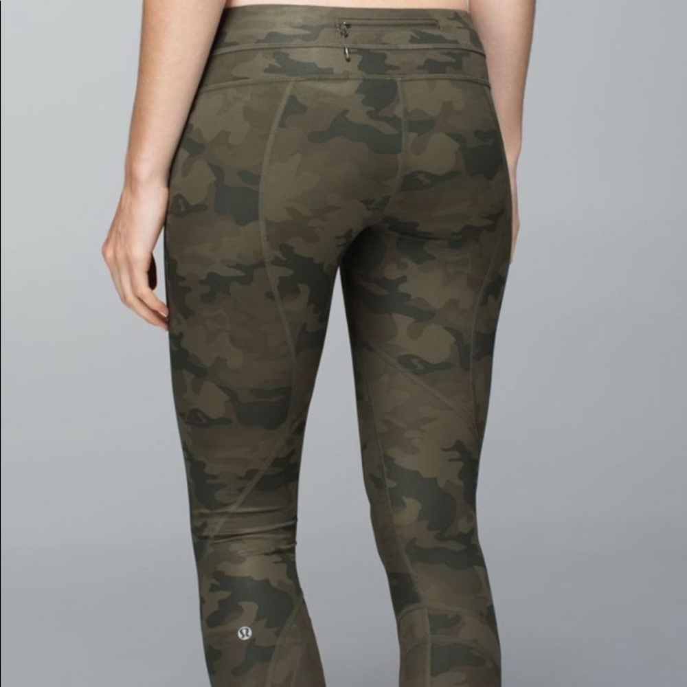 Lululemon Run Inspire II camo